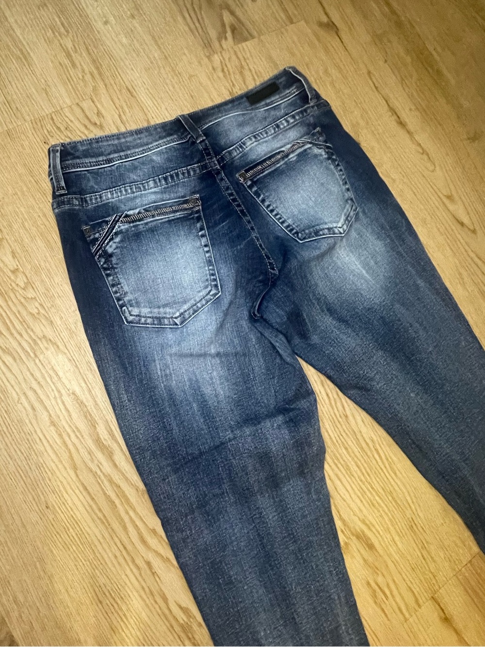 Buckle Women’s Skinny Jeans — Dark Blue Fade